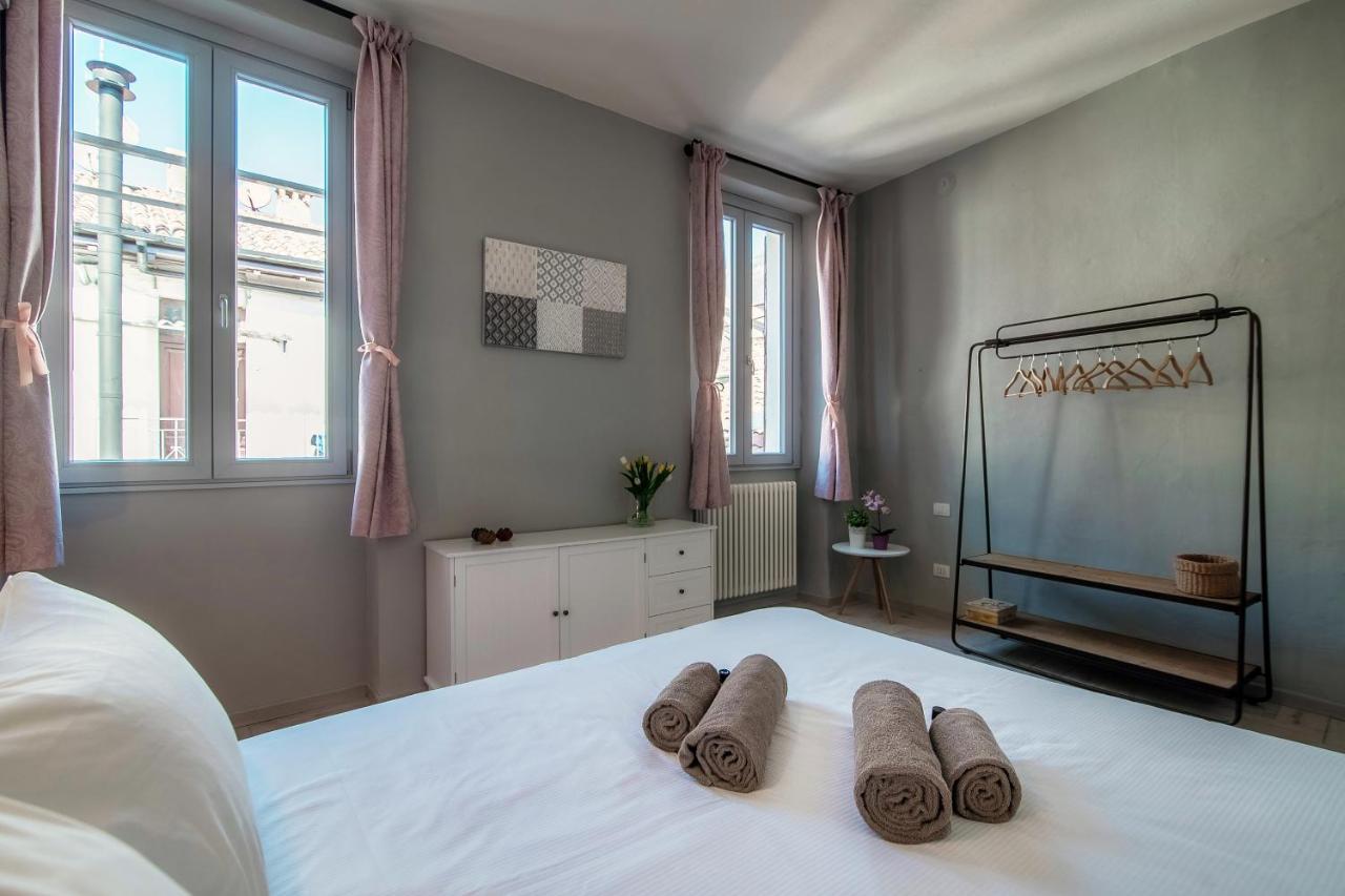 Barbablue Flat - The House Of Travelers Apartment Como Luaran gambar
