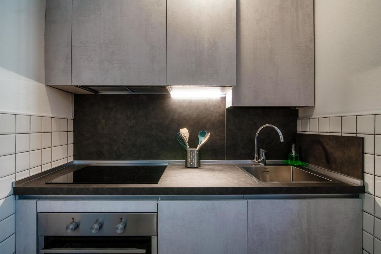 Barbablue Flat - The House Of Travelers Apartment Como Luaran gambar